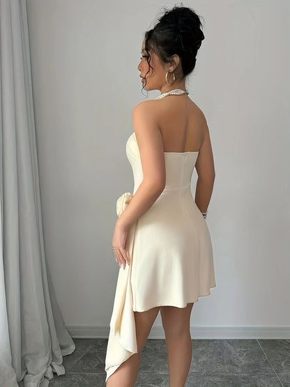 Belde Gül Detaylı Mini Elbise